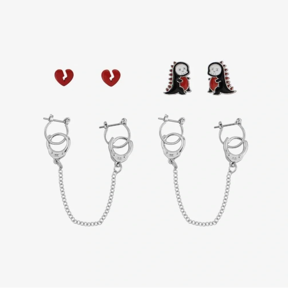 Hot Topic Emo Handcuff Heart Earring Set Dinosaur‎